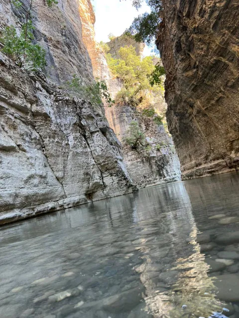 Hiking in Osum Canyon